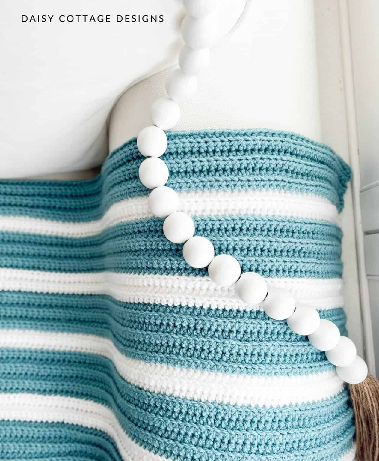 Super Easy Two Color Blanket Crochet Pattern Free Daisy Cottage