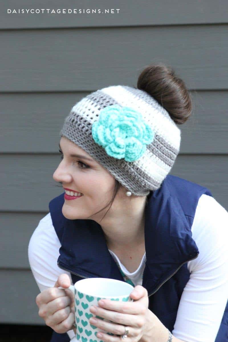 Crochet messy hot sale bun hat