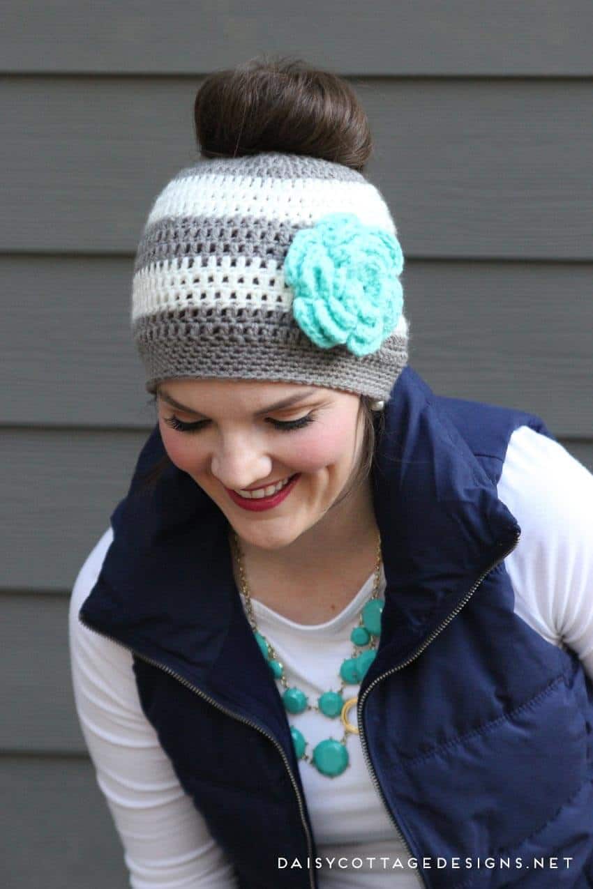 Bun Beaine Hat Messy Pony Tail Mom Life  Hair Crochet Green Check Winter Womens Ear Warmer Hat