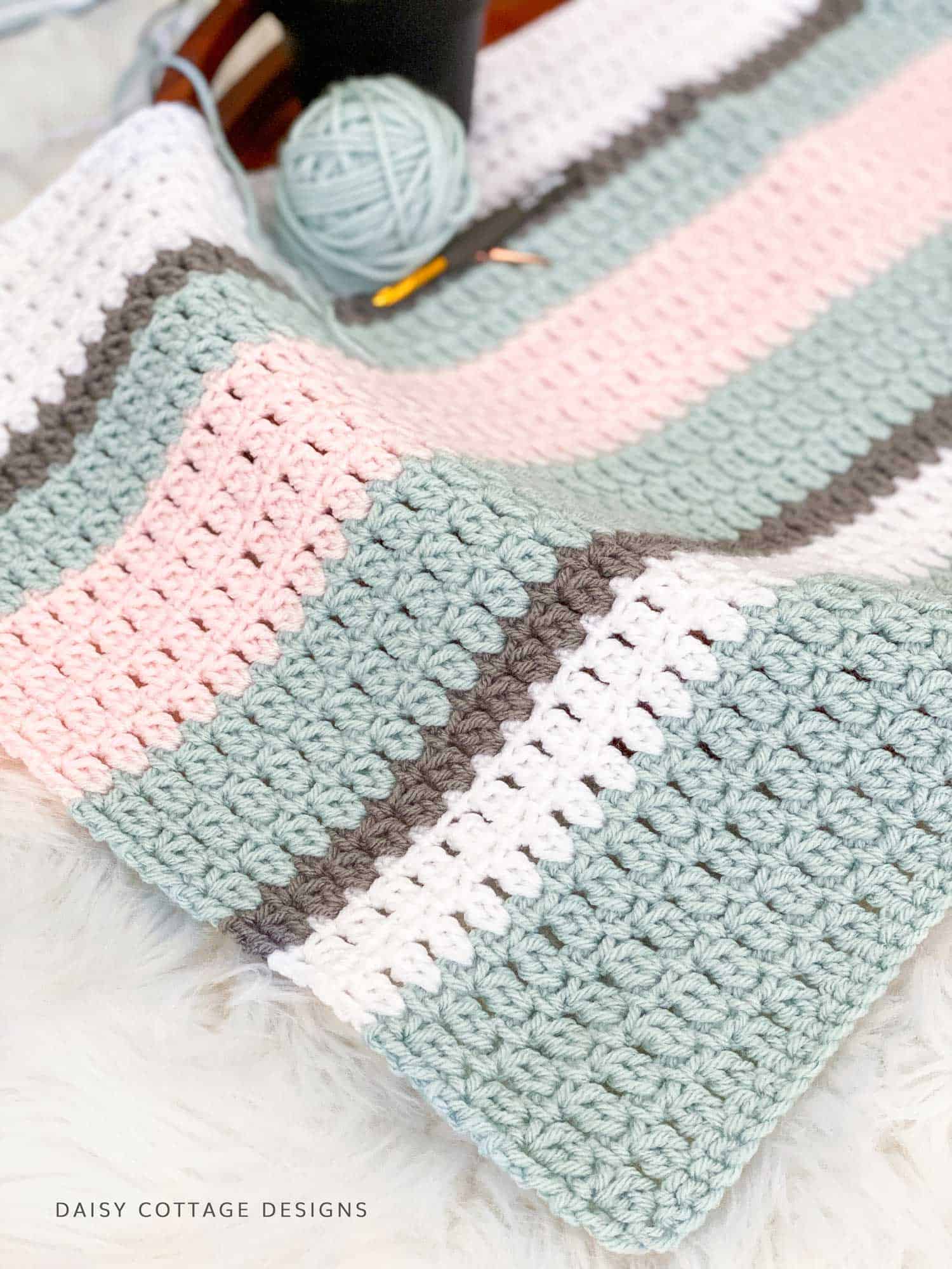 Double Crochet Cluster Stitch Tutorial - Daisy Cottage Designs