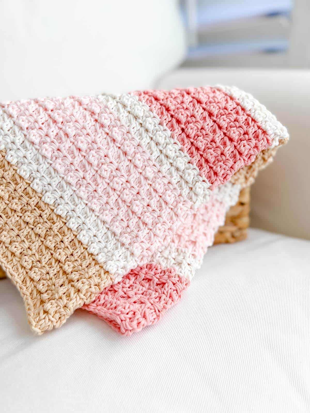 Baby Girl Crochet Blanket Pattern - Daisy Cottage Designs