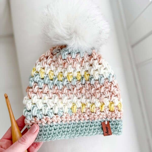 Free Crochet Beanie Pattern, The Cozy Pom Pom Beanie