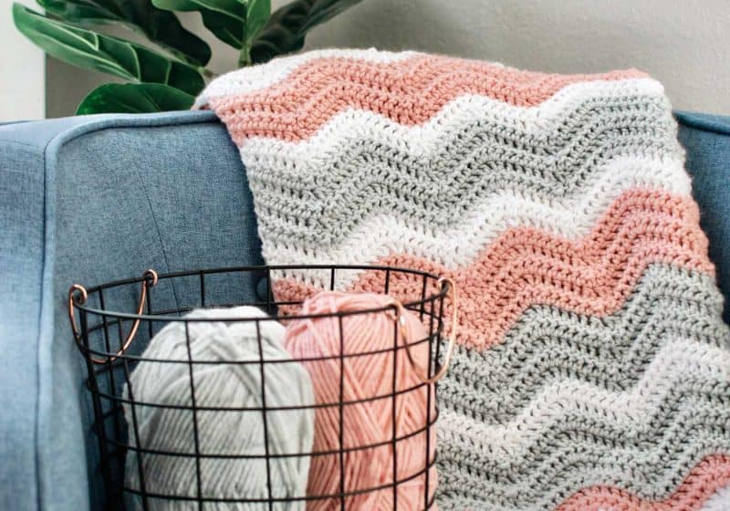 one little rayndrop: Crochet Hook Case