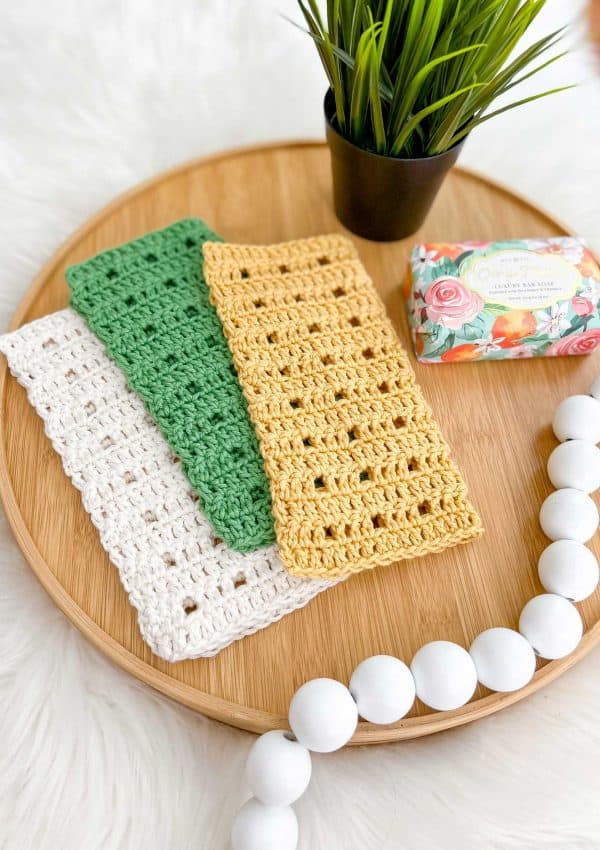 Easy Crochet Dishcloth Pattern (A Quick Project!)