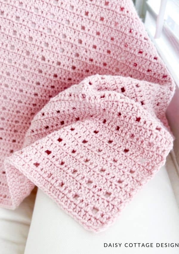 Easy Crochet Baby Blanket Pattern (Perfect For Beginners)