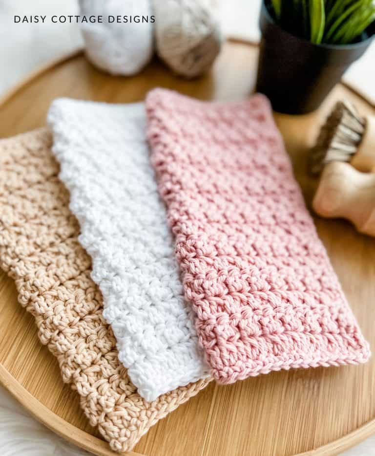 9 Easy Crochet Dishcloth Patterns (Beginner Friendly)