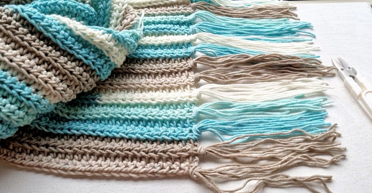 Easy Crochet Scarf Patterns You'll Love - Daisy Cottage Designs