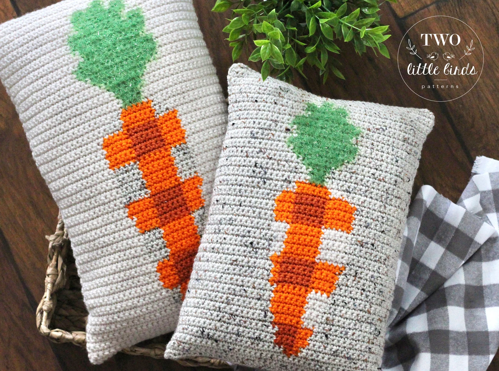 Carrot crochet pillow