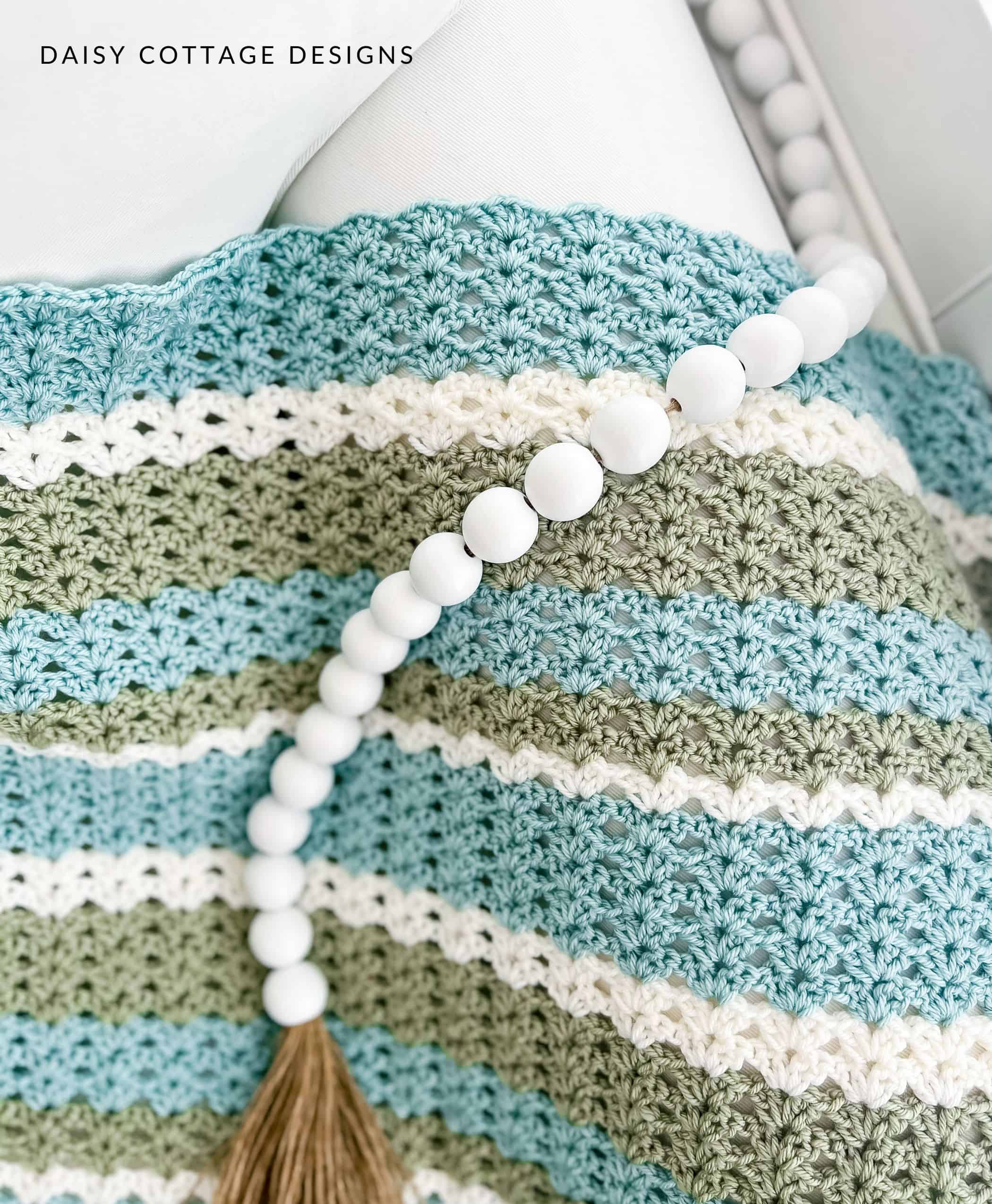 How to Crochet For Absolute Beginners - Tiny Couch Crochet