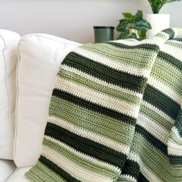 Learn How to Crochet the Best Quick Blanket – So Simple!