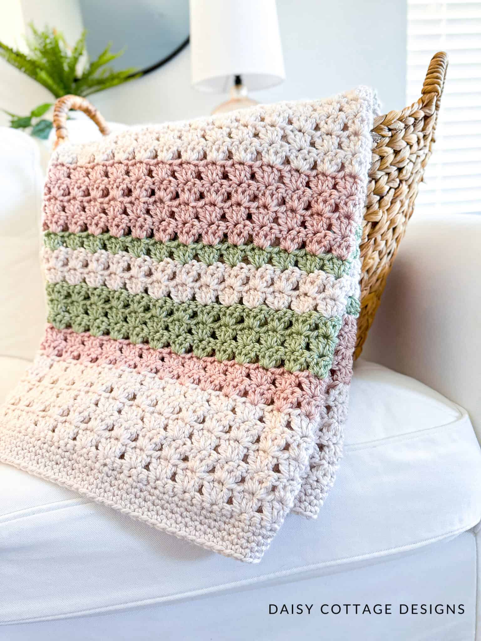 QUICK Chunky Blanket Crochet Pattern - Beginner-Friendly!